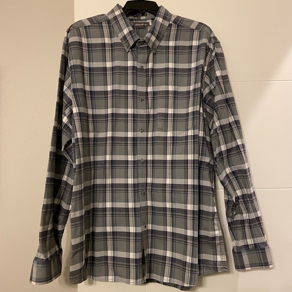 Men's Eddie Bauer Classic Fit Button Down Shirt--XL